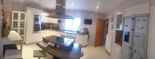 Corbeil-Essonnes House | Chambre meublée privée Terrasse Parking près de paris