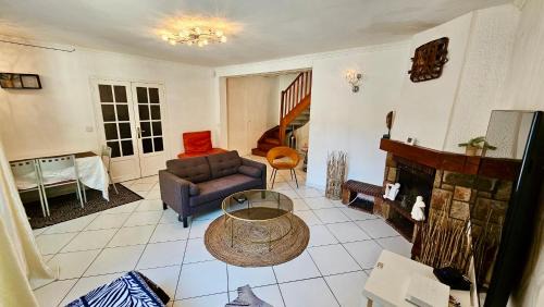 Stains Apartment | Chambre privée dans logement partagé, Moon Ray Paris & Stade de France