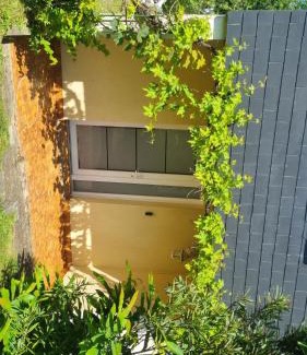 Saint-Pierre House | Chambre privée dans Maison au Quartier Calme