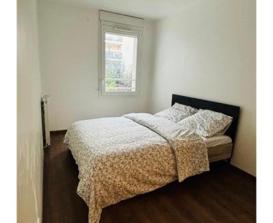 Petit Nanterre House | Chambre privée - spacieuse et lumineuse chez l'habitant