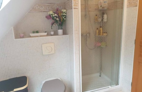 Corbeil-Essonnes Bed & Breakfast | Chambre Romantique 30min Paris