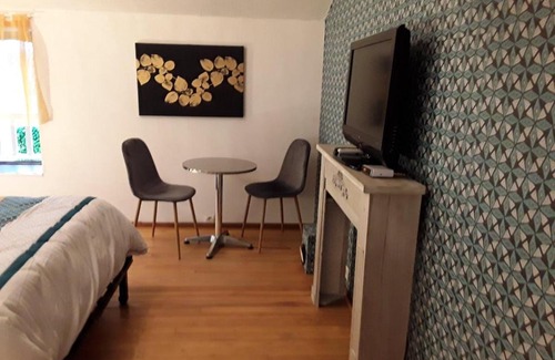 Doulezon House | Chambre Sergeanne