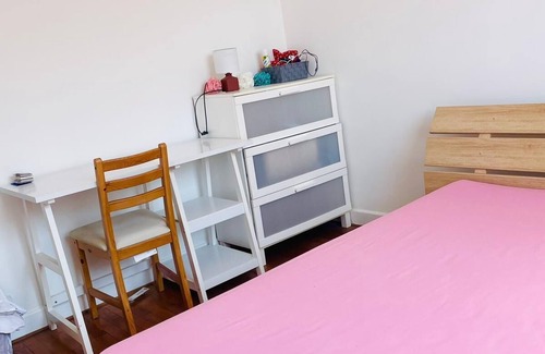 Parilly Apartment | Chambre Spacieuse et Lumineuse