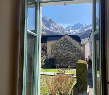 Esquieze-Sere House | Chambre Suite entrée indépendante à Luz