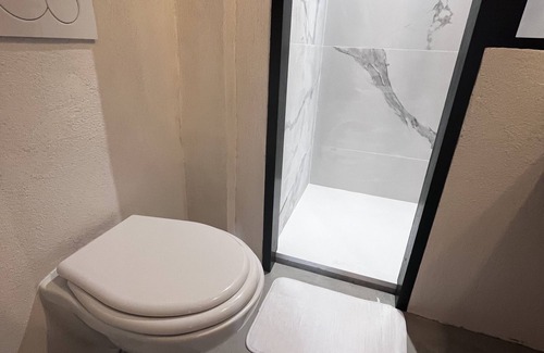Pino Bed & Breakfast | Chambre Sulenia in a 16th-century Genoese tower