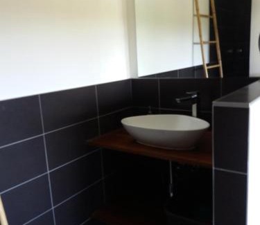 Fillinges House | Chambres, cuisine, piscine, spa, billards, airhockey, nature