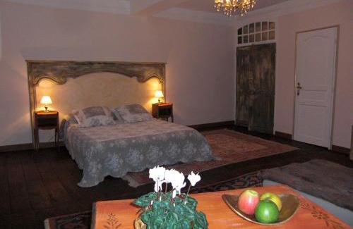 Sorde-lAbbaye Bed & Breakfast | Chambres d'Hôtes Aroha