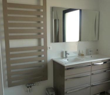 Vernouillet Bed & Breakfast | Chambres d'hôtes dans maison contemporaine