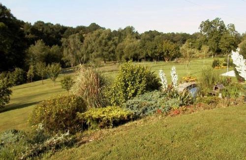 Limoges Bed & Breakfast | Chambres d'Hôtes de l'Auraine