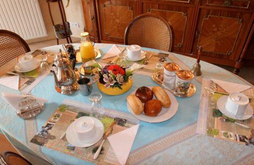 Tresboeuf Bed & Breakfast | Chambres d'hôtes de Lunel