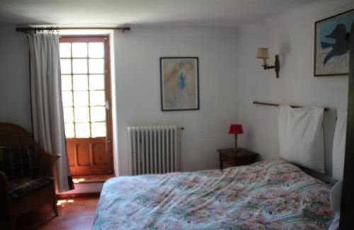 Montbrun-les-Bains Bed & Breakfast | Chambres d'hôtes de l'Abbaye