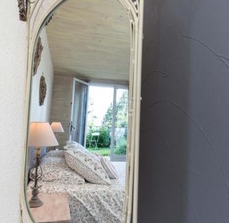 Port-Sainte-Marie Bed & Breakfast | Chambres d'hôtes Larroquinière