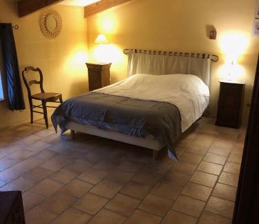 Espeluche Bed & Breakfast | Chambres d'hôtes - Le Mas du Colombeyras