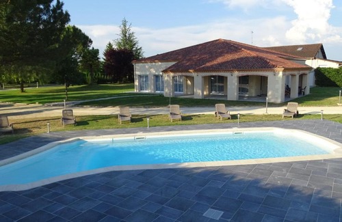 Bergerac House | chambres d'hôtes Villa Soleil