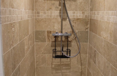 Chateaurenard Bed & Breakfast | CHAMBRES D'HOTES D'EXCEPTION in a MAS PROVENCAL with gourmet breakfast