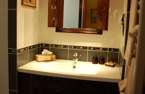 Pradines Bed & Breakfast | Chambres Téranga