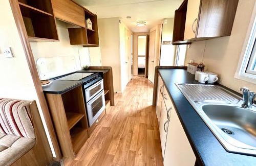 Whitley Bay House | Chamki Lodge