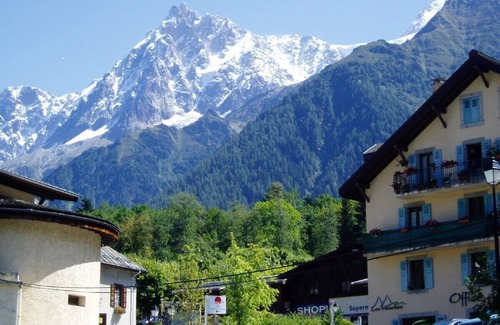 Les Houches Apartment | Chamonix. Les Houches Apartment for rent 4 to 6 people