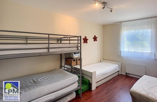 Leysin Apartment | Chamossaire A102 5 minutes from the cable cars and near the centre, modern apartment house. Apartmen