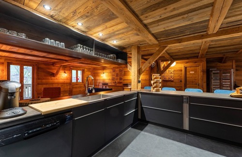 Abondance Ski Chalet | Champ'Alp farm, 32 people. Top-of-the-range chalet with sauna and Nordic baths.
