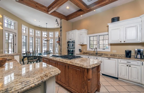 Oakland House | Champagne Taste | Level, Lakefront, Private Dock