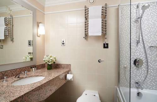 Macclesfield Hotel | Champneys Mottram Hall