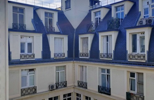 Champs-Elysees Apartment | Champs-Elysées cosy apartment (Mobility lease)
