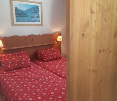 Chamrousse Apartment | Chamrousse 1700 - Les Villages du Bachat -Droseras E23 - Au pied des pistes