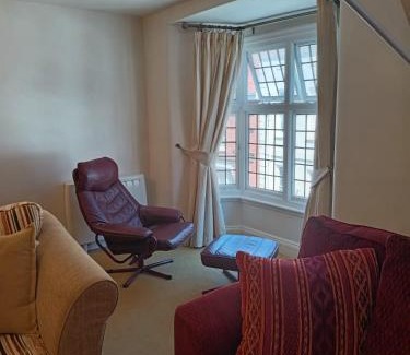 Shrewsbury Apartment | Chandeliers 6