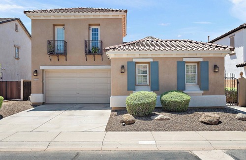 Chandler House | Chandler Keep – Medieval Spanish Villa, BBQ Courtyard & Prime South Chandler