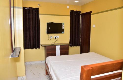 Vellore Hotel | CHANDRA ROYAL RESIDENCY