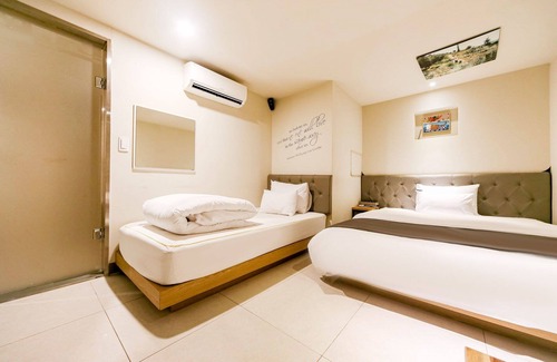 Changwon Hotel | Changwon Myeongseo-dong Hotel Bucks