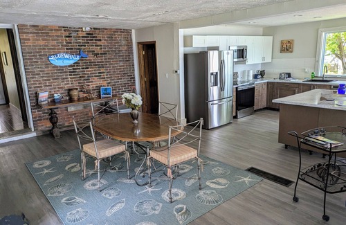 Put-in-Bay House | Channel House on the waterfront