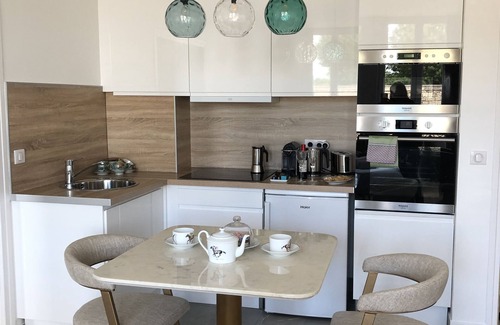 Chantilly Apartment | Chantilly Cocoon Retreat