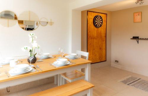 Coton in the Elms House | Chapel Street Cottage