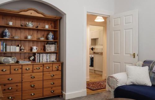 Rothesay Apartment | Chapelhill Hideaway Isle of Bute licence AR00654F