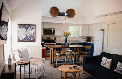 Put-in-Bay Apartment | Chapman House