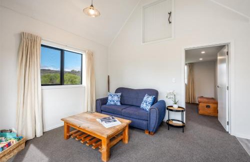 Alexandra House | Chapman Valley View - Alexandra Cottage