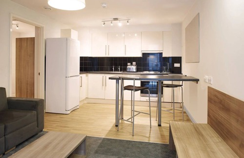 Cathedrals Apartment | Chapter South Bank