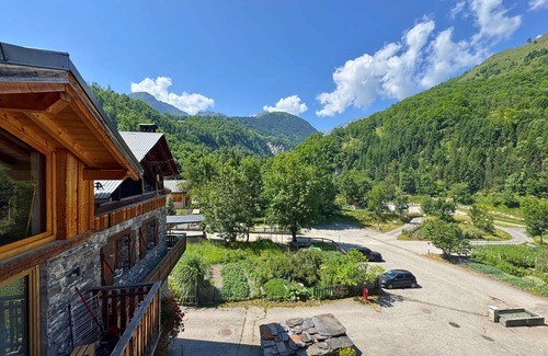 Villarabout Apartment | Charming 3-room apartment 4 km from slopes with Wifi in Saint-Martin-de-Belleville