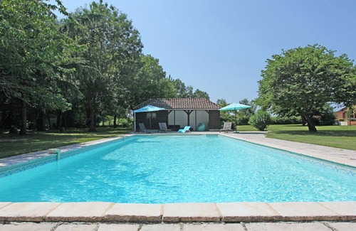 Serignac-Peboudou House | Character cottage, large garden and swimming pool, tranquility guaranteed