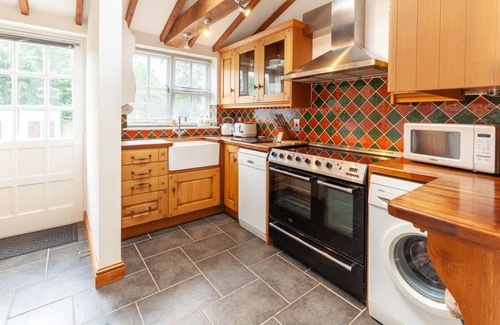 Aldborough Cottage | Character cottage in a beautiful North Norfolk village only 8 miles to the coast