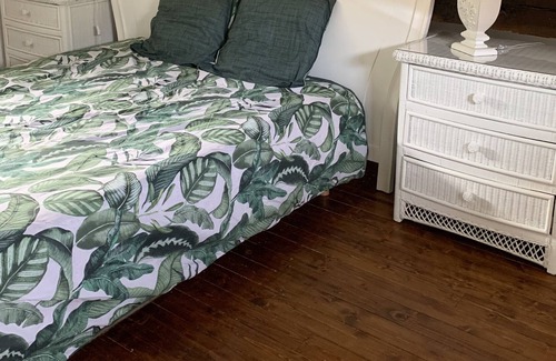 Jupilles Cottage | CHARACTER GITE CAPACITY 14 PEOPLE