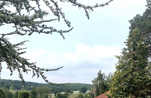 Jupilles Cottage | CHARACTER GITE CAPACITY 14 PEOPLE