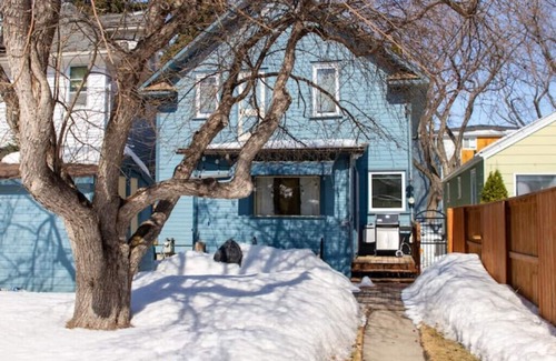 Saskatoon Downtown House | Character Home off Broadway