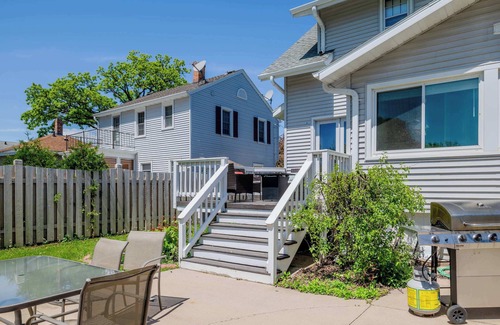Oshkosh House | Character Home on Harney - 3 bedroom, 2 bath