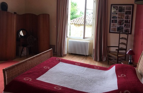 Tourdun House | Character house for 16 people