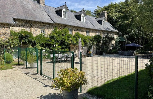 Courcy House | Character house on a beautiful estate