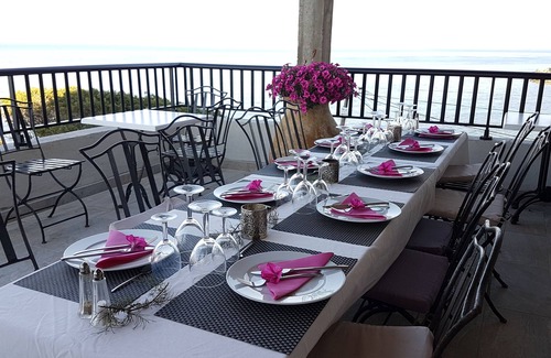 Porticciolo House | Character house overlooking the sea (20m away).4 bedrooms, 4 bathrooms
