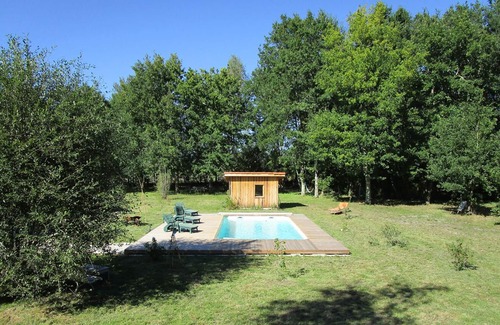 Luglon Cottage | Character LANDAISE house with swimming pool in the heart of the forest